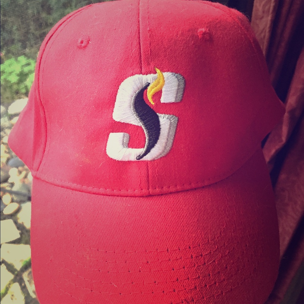 FREE with bundle! Men's hat